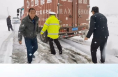 风雪之路 有你守护 致敬最美风“警”