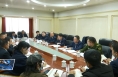 李曙升与参会人大代表共同审议政府工作报告