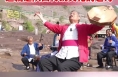 壶口瀑布边唱响华阴老腔，一边气势恢宏，一边磅礴豪迈