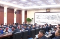 市政府党组理论学习中心组集体学习（扩大）会议召开 陈晓勇主持