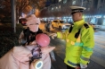 渭南高新交警“立體管控”護平安 微笑執法暖民心