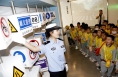 临渭交警：交安启蒙 从小树立安全意识