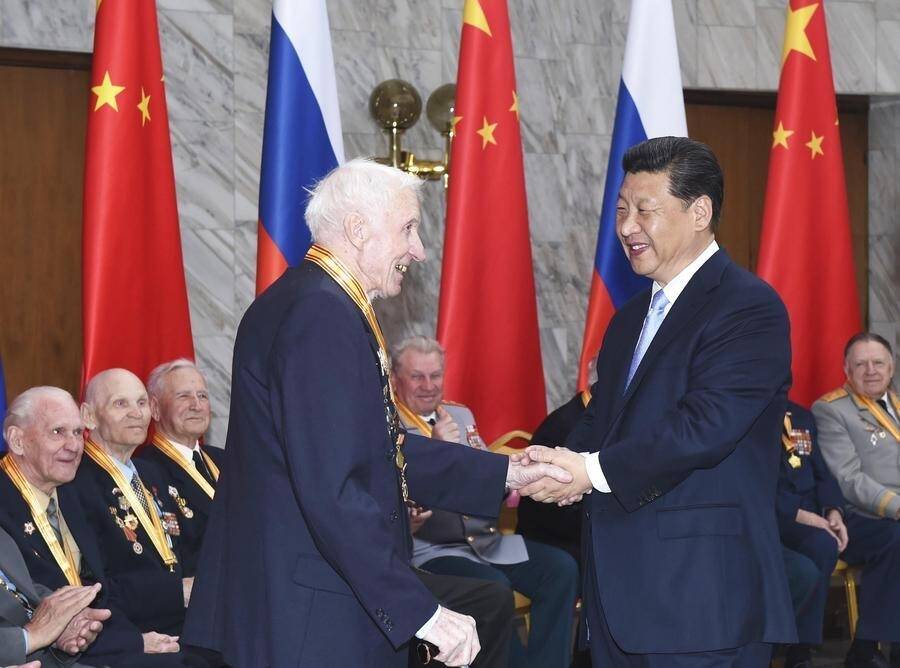 特稿｜习近平: 世界和平与发展的坚定支持者、维护者、推动者