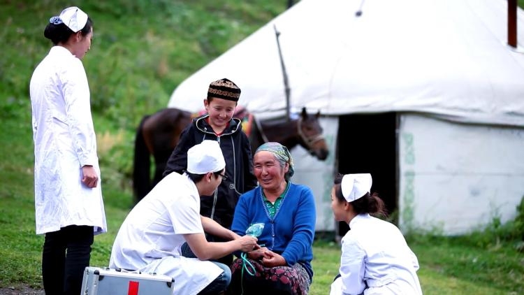 時政微視頻丨瞰新疆