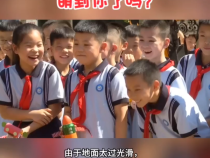 机器人表演接连“翻车” 萌到你了吗？