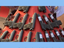 陕西警方集中销毁非法枪爆物品