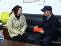省委文明办来临渭区慰问道德模范
