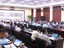 陈晓勇主持召开市政府常务会议