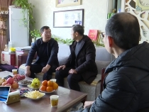 菊峰走访慰问老干部、优秀人才、困难党员和困难群众