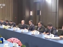 習近平會見烏茲別克斯坦總統米爾濟約耶夫