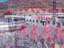 訪農(nóng)家 進(jìn)社區(qū) 總書記時(shí)時(shí)牽掛人民