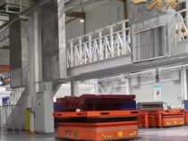 積極促進(jìn)產(chǎn)業(yè)高端化、智能化、綠色化