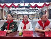 渭南：軍休干部進校園 講述開學第一課