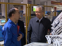 陳曉勇在調(diào)研全市重點產(chǎn)業(yè)鏈群建設(shè)時強調(diào) 著力推進延鏈補鏈強鏈 加快構(gòu)建特色產(chǎn)業(yè)體系