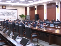 市政府黨組理論學(xué)習(xí)中心組舉行集體學(xué)習(xí)  陳曉勇主持