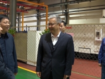 陳曉勇在渭南高新區調研時強調 堅持不懈抓項目擴投資 全力以赴穩增長促發展