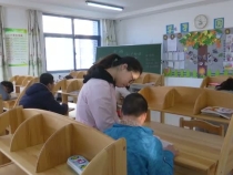 90后最美妈妈  用爱伴随成长