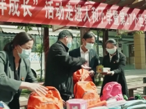 渭南市图书馆图书漂流活动走进临渭区人和小学