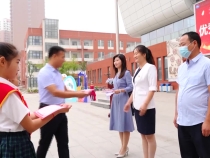 临渭区滨河小学举行2022年秋季学期开学典礼暨表彰大会