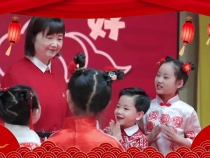 临渭区西安路小学向全市人民拜年