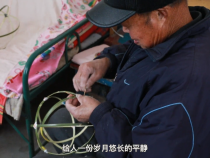兔年亲手做兔灯 渭南这个爷爷太有爱！