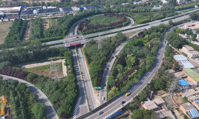 《“十四五”渭南答卷一線行》渭南汽車產(chǎn)業(yè)亮出成績單:整車改裝+核心零部件全覆蓋,新能源循環(huán)體系成型