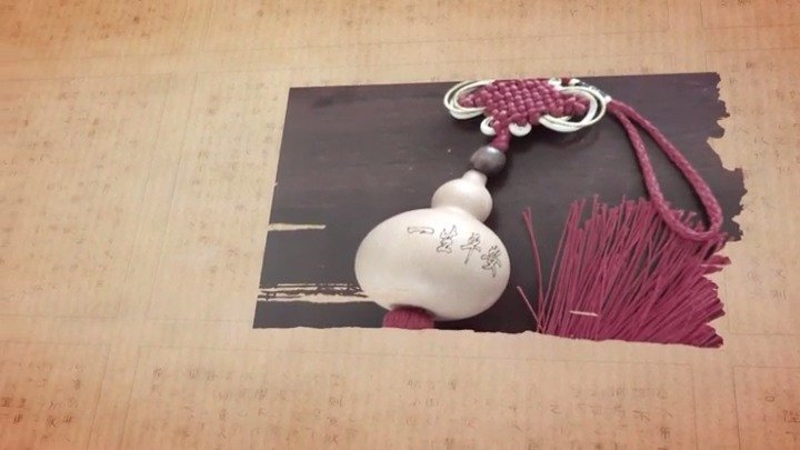 他这把刻刀，雕刻的不是葫芦，是“福禄”